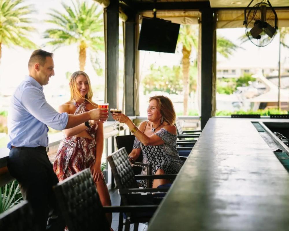 фото Faro Blanco Resort & Yacht Club Marathon, Curio by Hilton