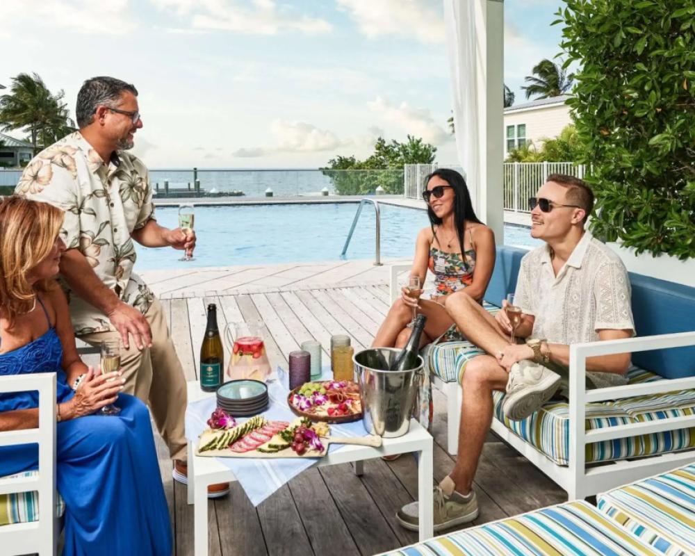 фото Faro Blanco Resort & Yacht Club Marathon, Curio by Hilton