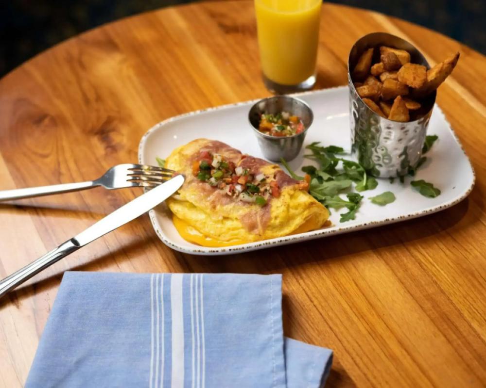 фото Faro Blanco Resort & Yacht Club Marathon, Curio by Hilton