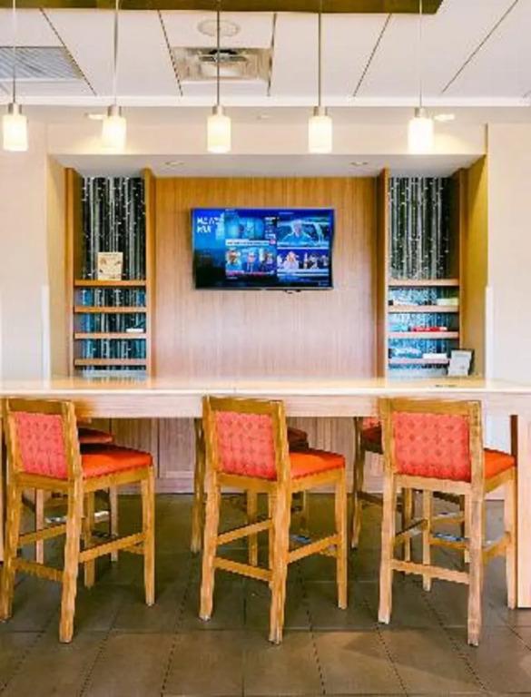 фото Faro Blanco Resort & Yacht Club Marathon, Curio by Hilton