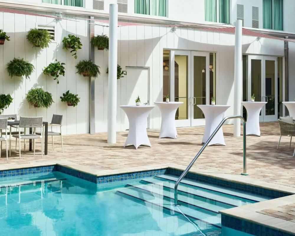 фото Faro Blanco Resort & Yacht Club Marathon, Curio by Hilton