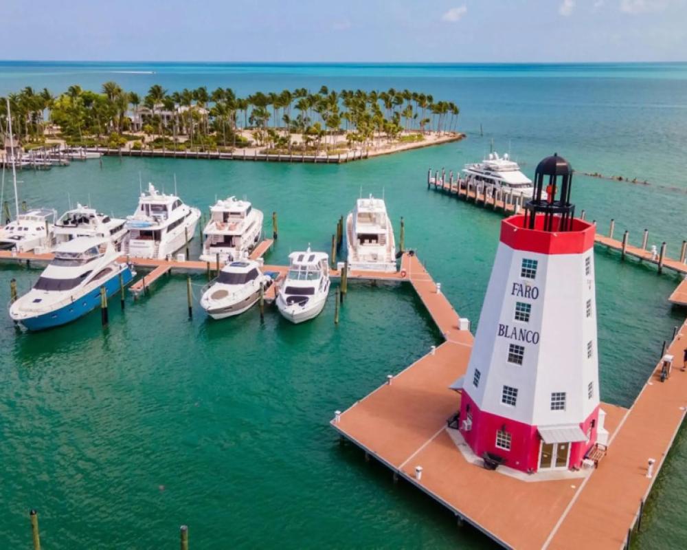 фото Faro Blanco Resort & Yacht Club Marathon, Curio by Hilton