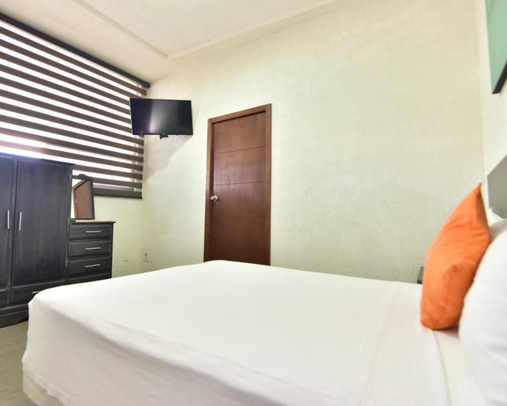 фото Bed Bed Hotel Perla