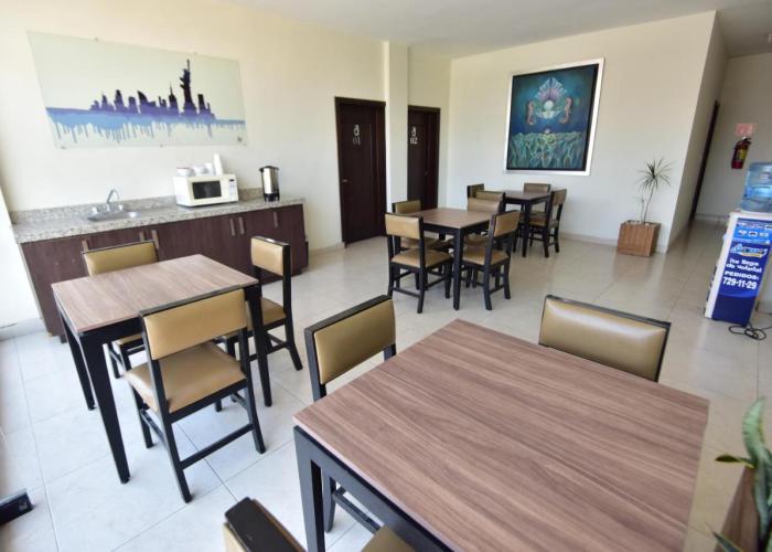 Bed Bed Hotel Perla