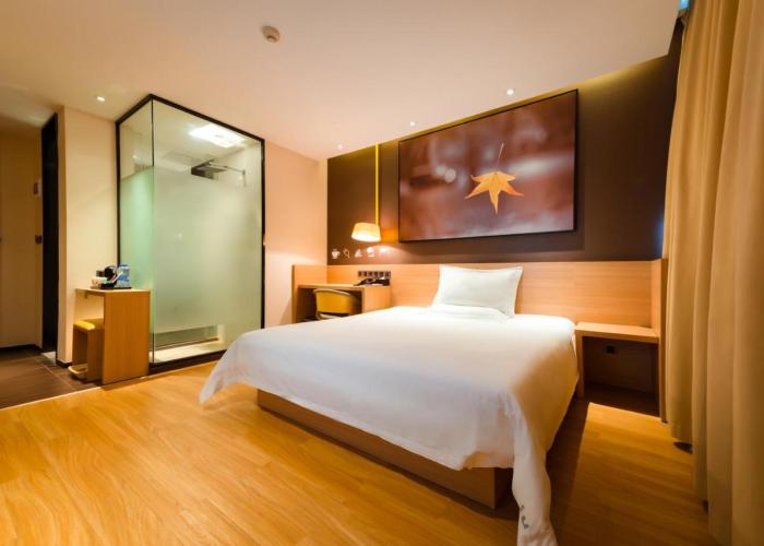 IU Hotel Zhanjiang Haibin Avenue Xinhaimingchen