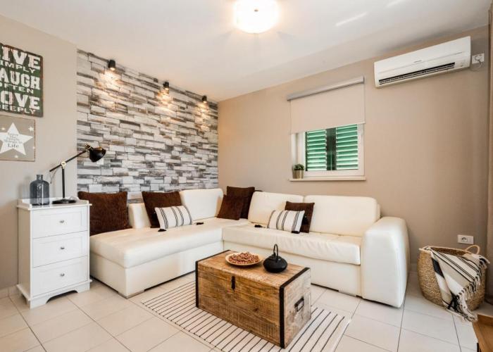 Apartment Cami -Stylish apartment with a beautiful seaview