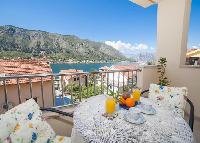 Apartments Castello