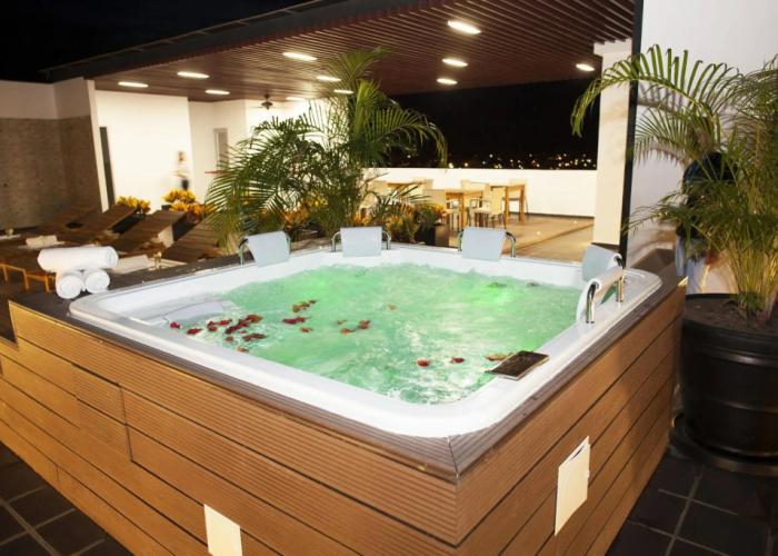 Hotel Cinco Monteria