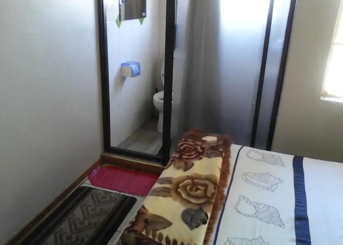 Vuya Nathi Bed & Breakfast