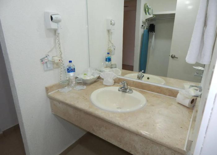 Days Inn by Wyndham Minatitlan