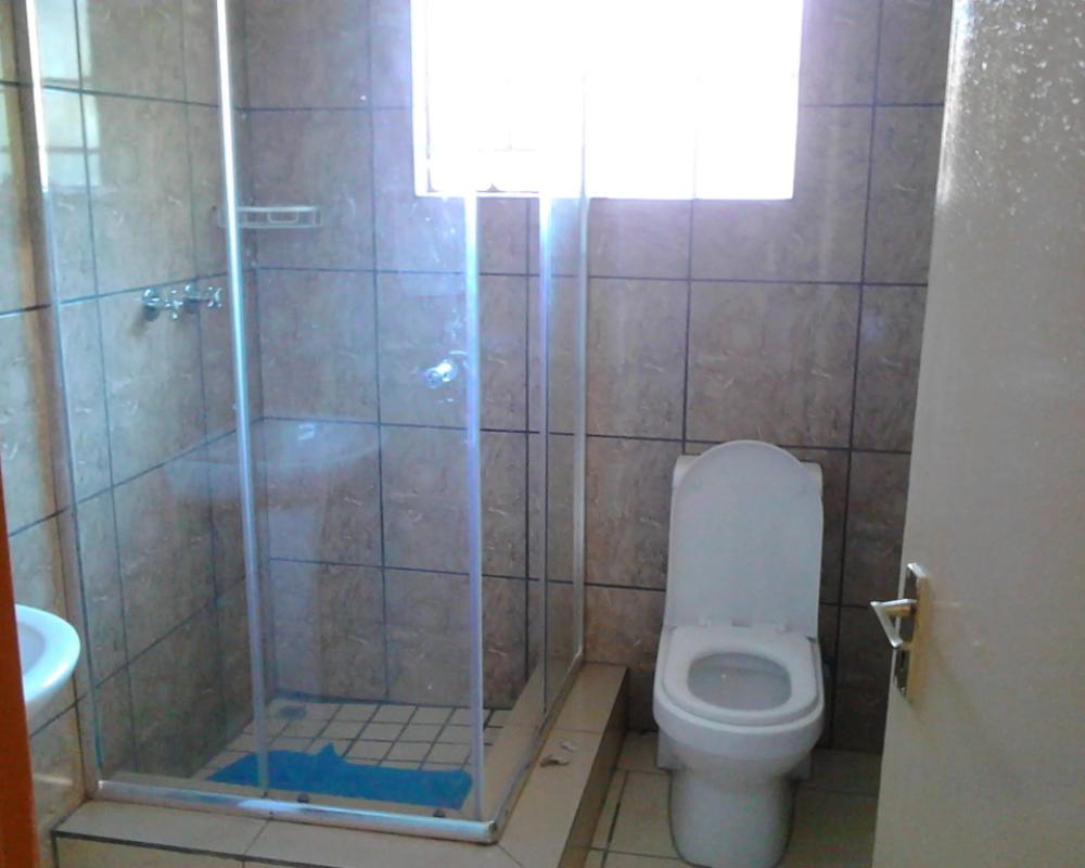 фото Pacific Conqueror Self Catering Units