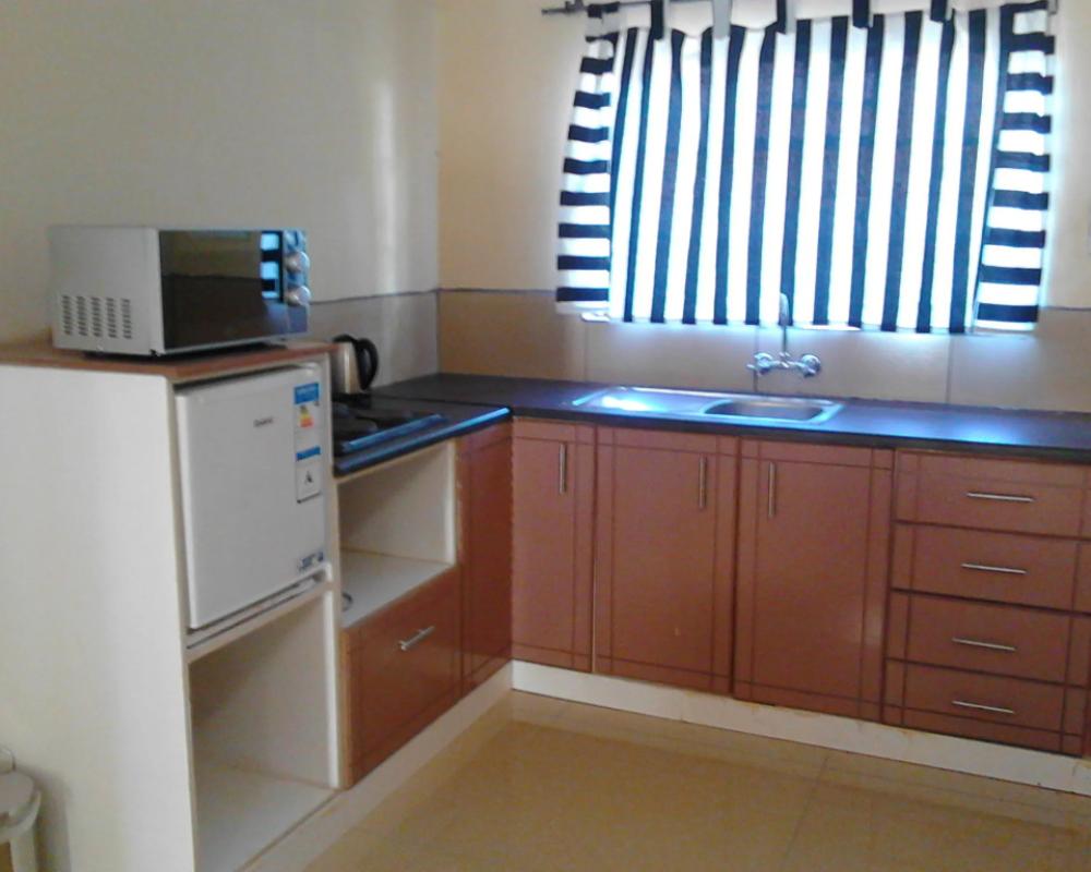 фото Pacific Conqueror Self Catering Units