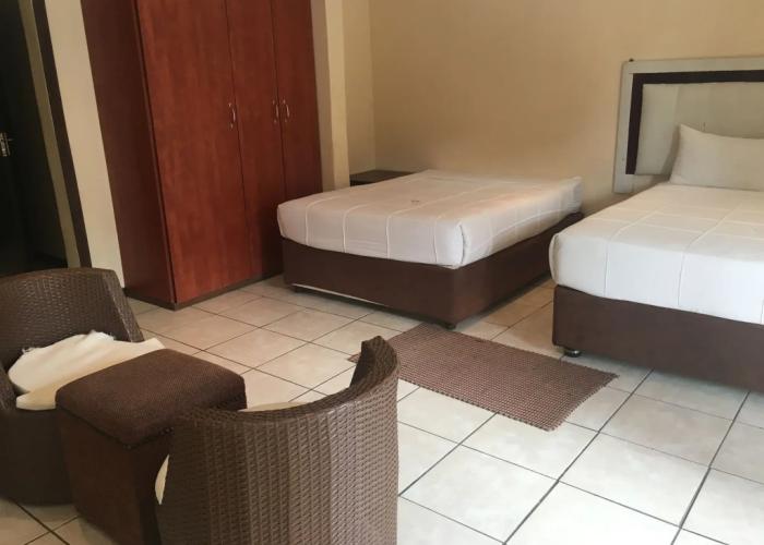 Luxury Wild Inn