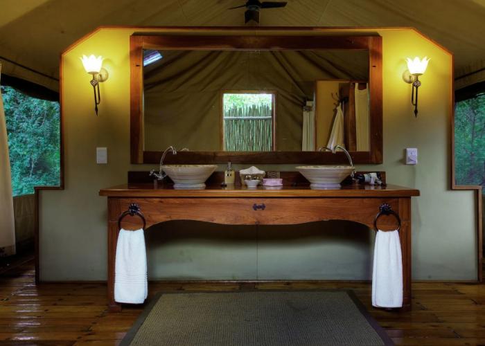 Royal Tree Lodge