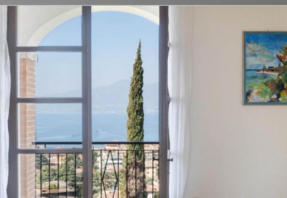 Villa Maria, lake view, private parking,