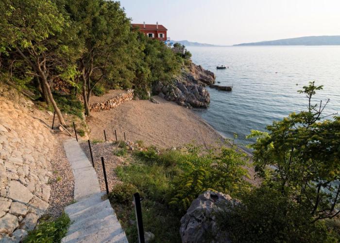 Apartments Maris Senj