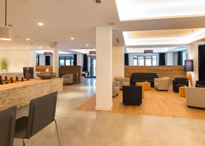 Bayer 89 Vi Vadi Hotel