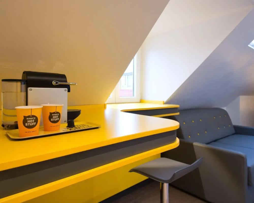 фото Buddy Hotel