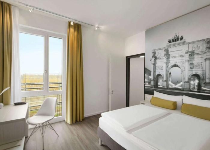 Super 8 by Wyndham Munich City West