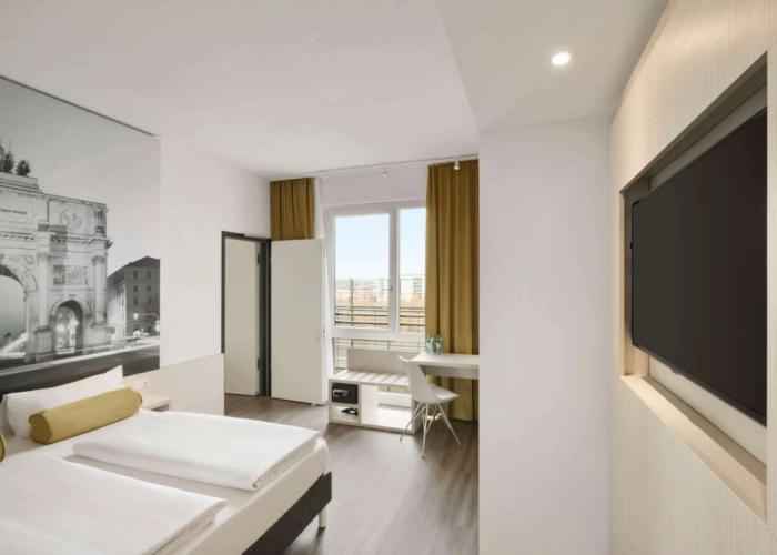 Super 8 by Wyndham Munich City West
