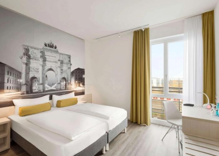 Super 8 by Wyndham Munich City West