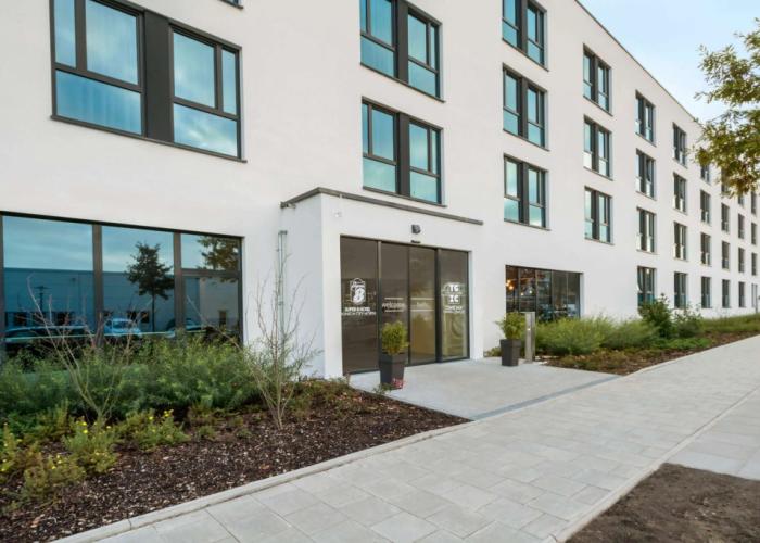 Super 8 by Wyndham Munich City North