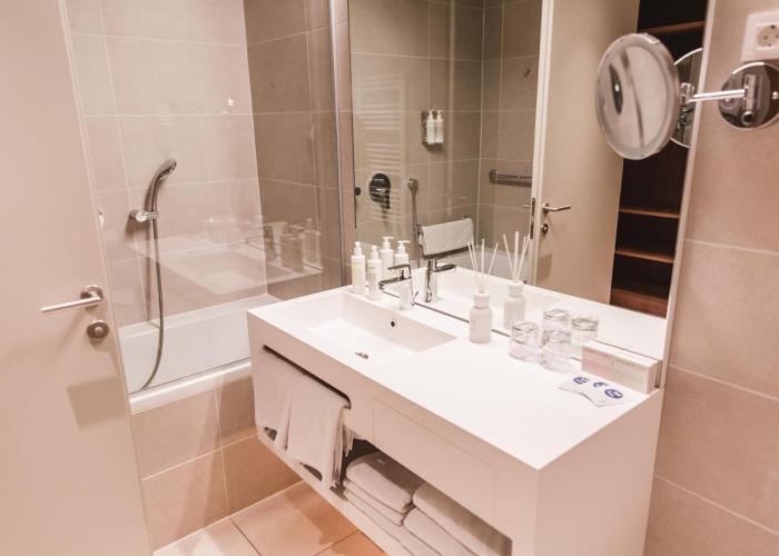 One Suite Hotel