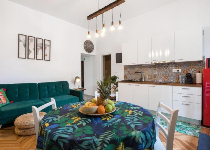 Apartments Caleta