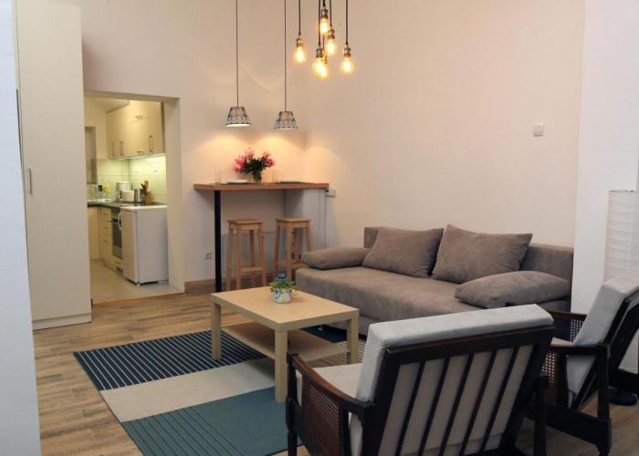 Blue Box Apartment
