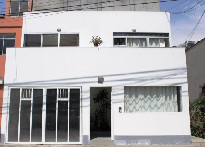 Monterrico Suites Hotel