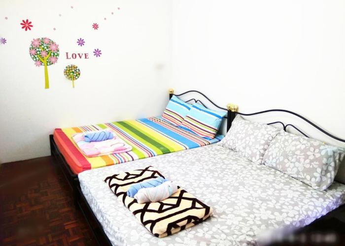 H Homestay Sibu - 500Mbps Wifi, Full Astro & Private Parking!