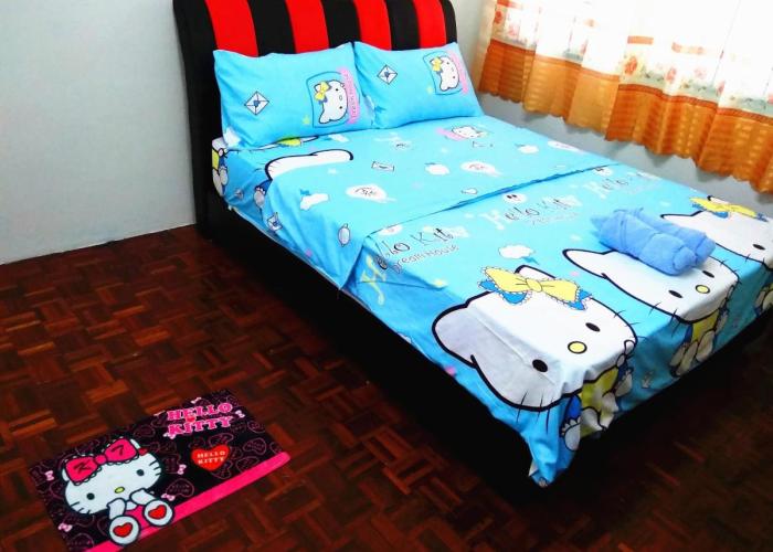 H Homestay Sibu - 500Mbps Wifi, Full Astro & Private Parking!