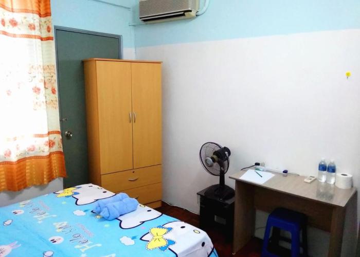 H Homestay Sibu - 500Mbps Wifi, Full Astro & Private Parking!