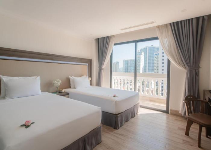 Seven Seas Hotel and Apartment