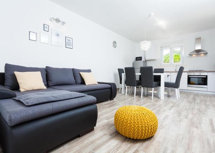 Apartment Adriana