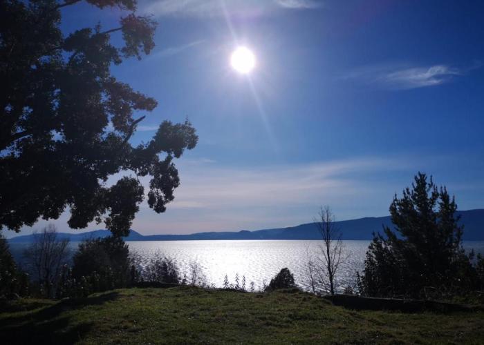 Cabañas Ayalén con vista al Lago