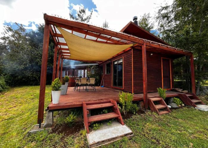 Cabañas Ayalén con vista al Lago