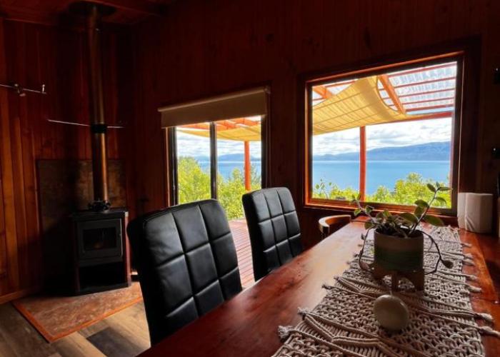 Cabañas Ayalén con vista al Lago