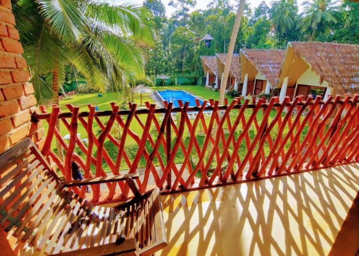 Airport Resort