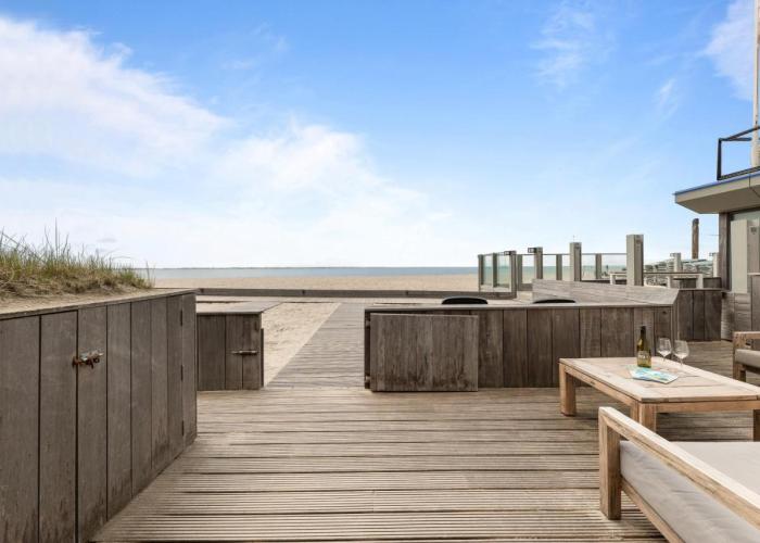 Beachrooms Pier 7