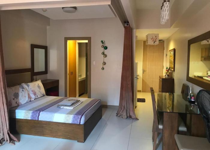 Creys condo at Pico de Loro Cove