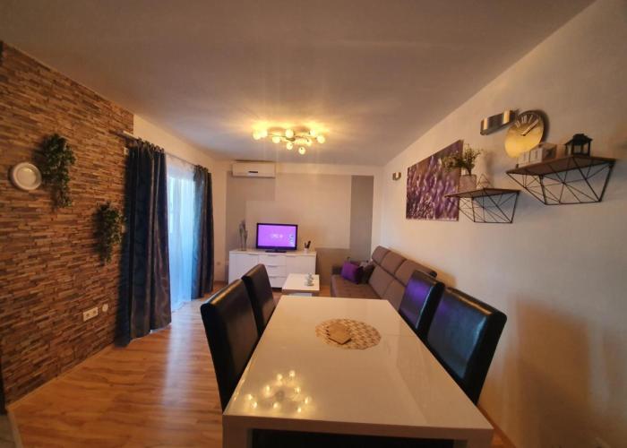 Sunset Apartment in Pakoštane