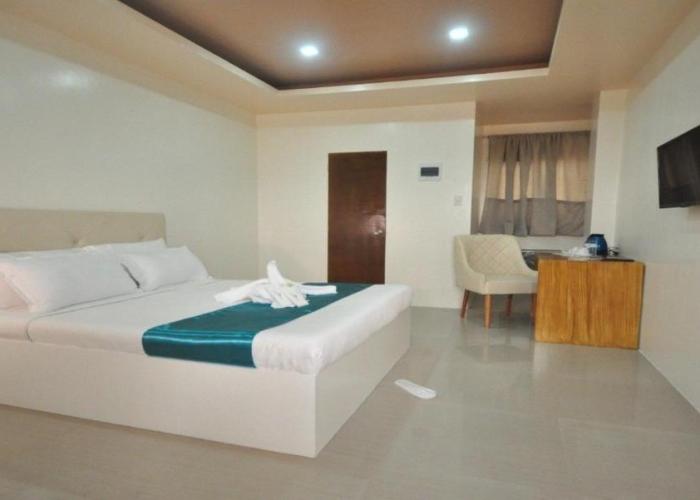 RNR Suites