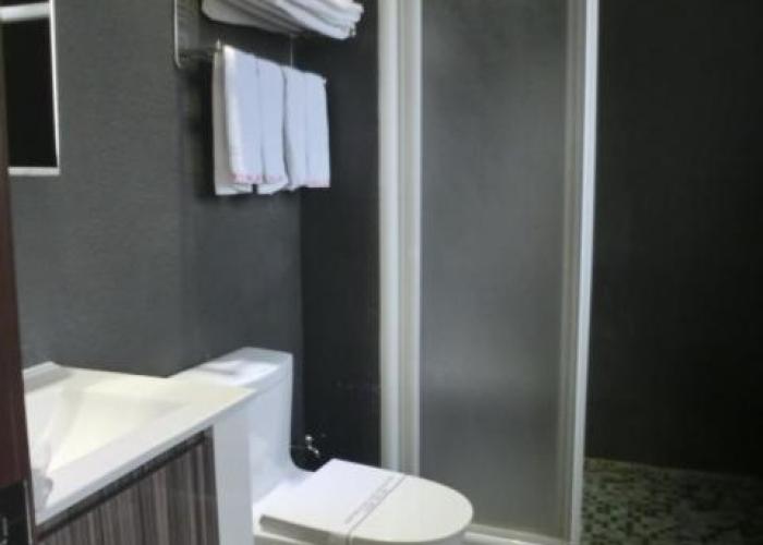 Happy Hotel