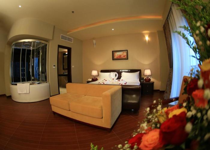 Magnolia Hotel & Conference Center