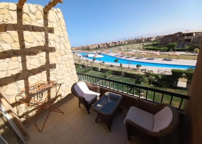 Chalet Marina Wadi Degla Families Only Pool view 2nd floor 6 adults