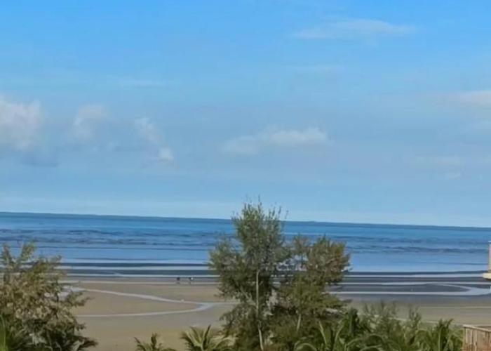 Sea view apartment Gold Coast Morib