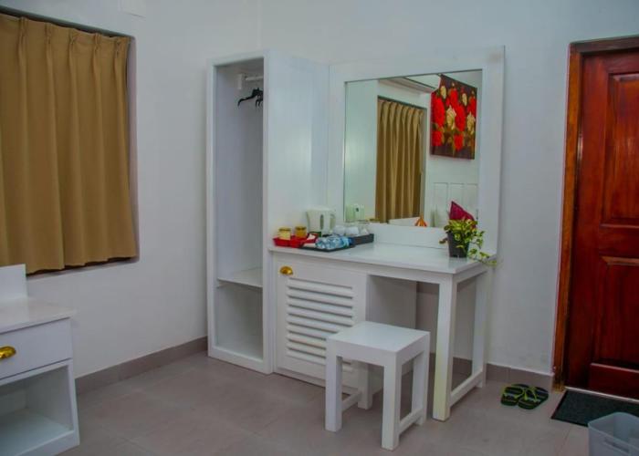 Niwahana Transit City Hotel