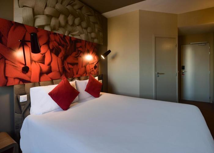 Ibis Casa Voyageurs
