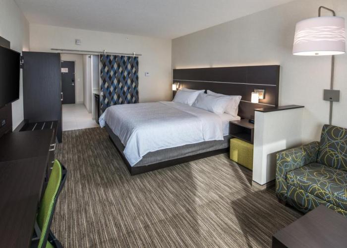 Holiday Inn Express & Suites - Saskatoon East - University, an IHG Hotel